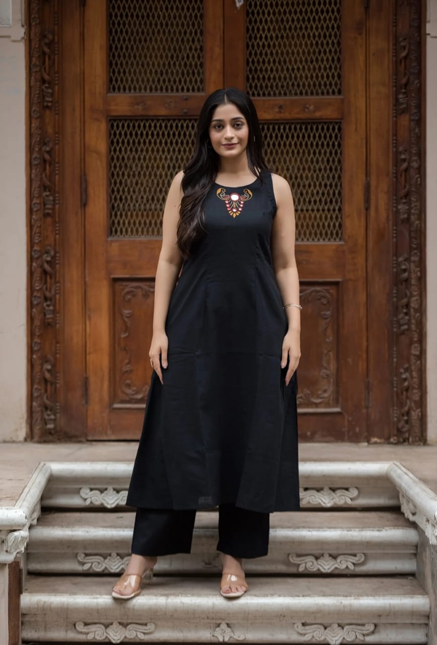 Women's Black Mirror Work Cotton Slub Kurta Set