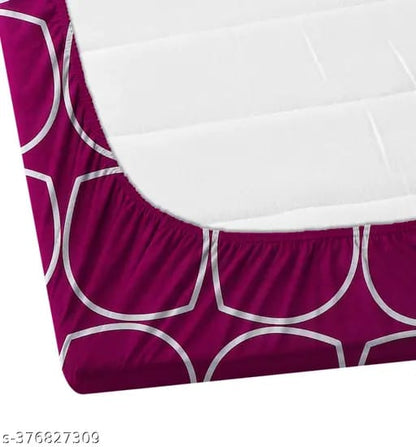 Maroon Retro Ring Fitted Bed Set