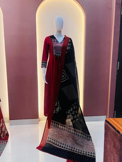 Women's Mirror Work Flared Anarkali Kurta Set