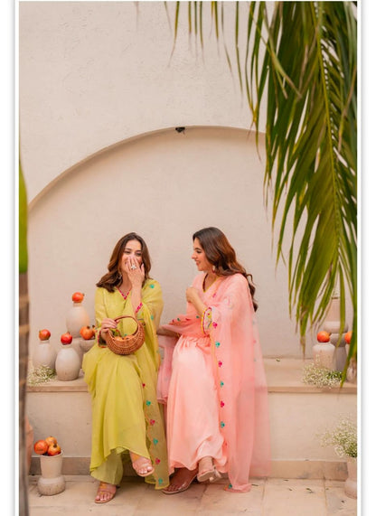 Women's Exquisite Embroidered Cotton Kurta Set with Chanderi Dupatta