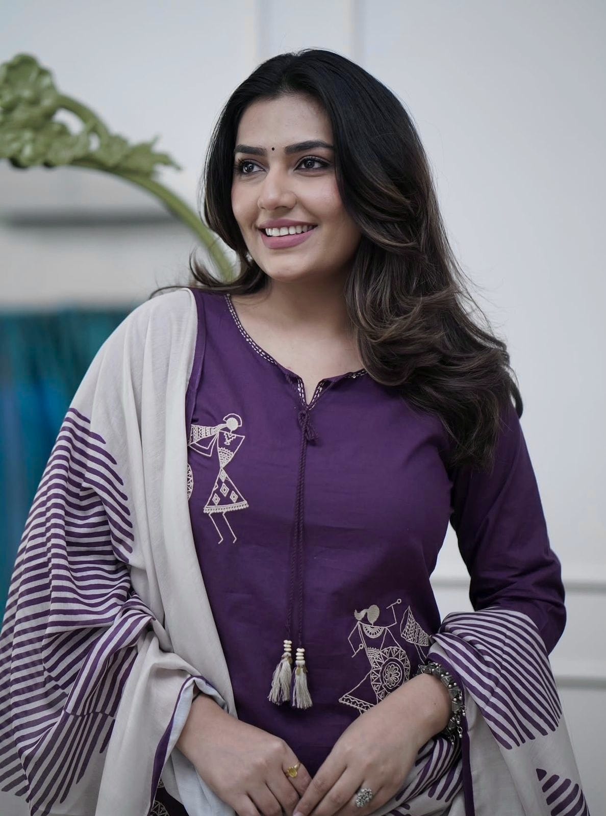 Women's Warli Art Embroidered Cotton Kurta Set