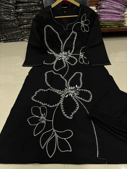 Women's Cotton Kurti Pant Set with Floral Embroidery & Tagai Work