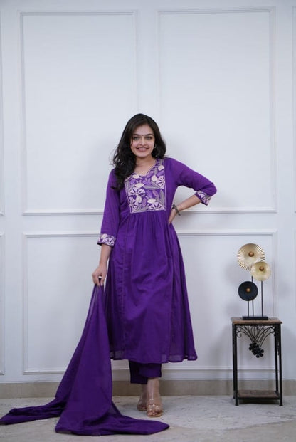 Women's Embroidered Natra Cut Cotton Kurta Set