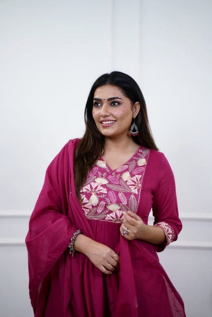 Women's Embroidered Natra Cut Cotton Kurta Set