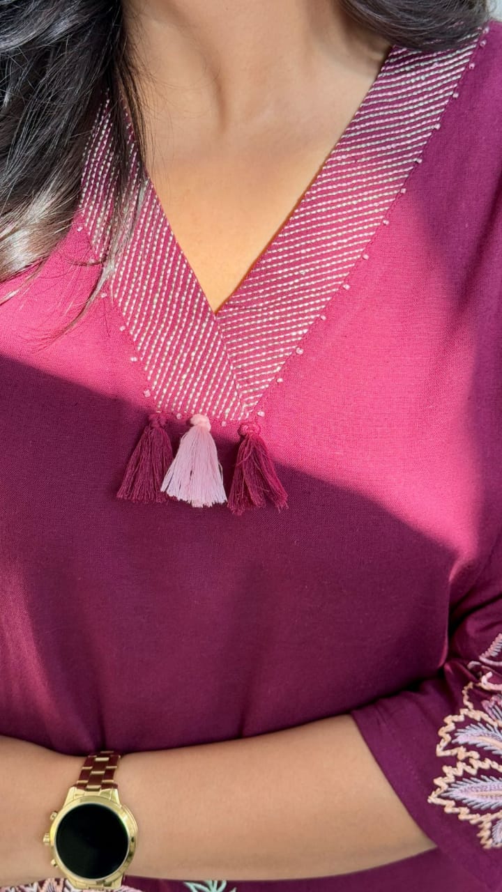 Women's Cotton Kurti Set with Exquisite Peacock Embroidery